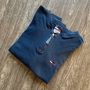 Vintage Tommy Jeans 1/4 zip shirt. XL